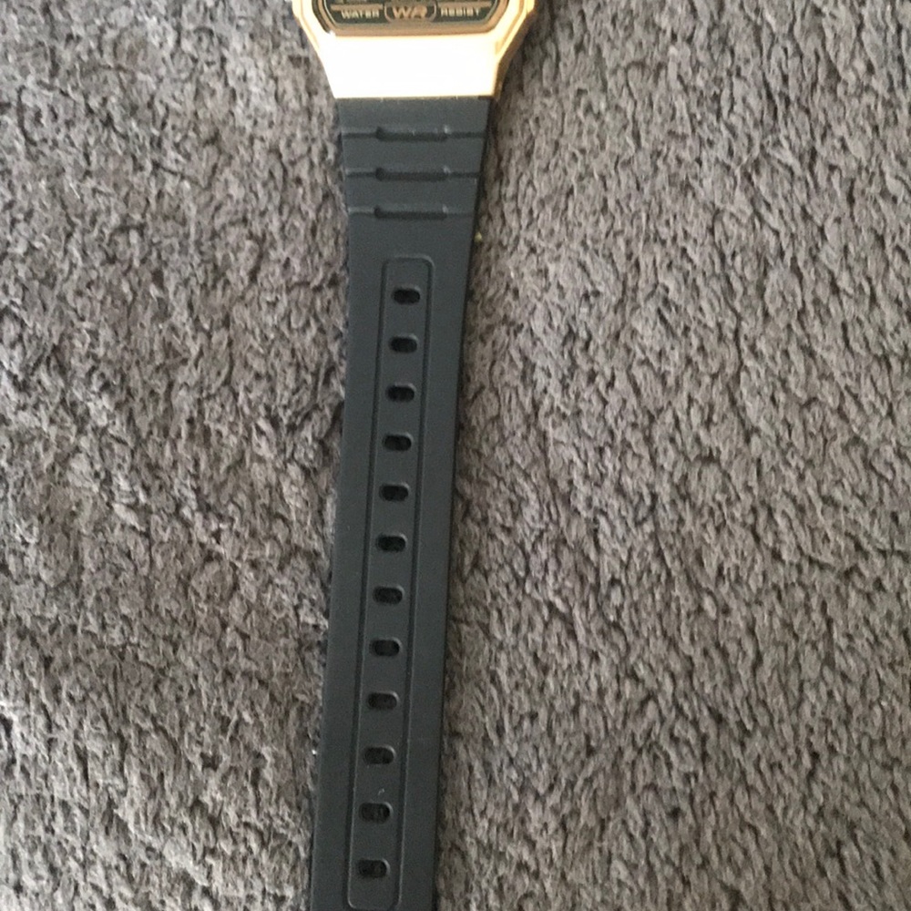 Casio watch - Picture 3 of 4